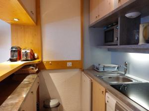 Appartement 2 pièces 6 pers, animaux admis, balcon sud-ouest, proche pistes - FR-1-411-207