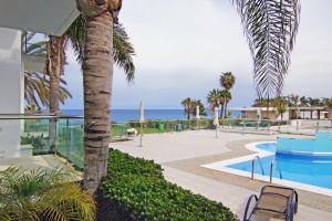 DIANA - Coralli Beachfront Apartment