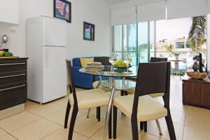 DIANA - Coralli Beachfront Apartment