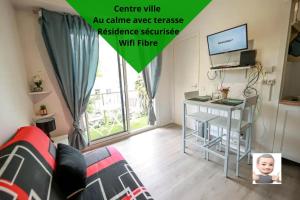 Appartements Au petit repere palois -studio - centre ville-balcon-WIFI FIBRE : photos des chambres