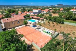 Villa Biograd nm Bozini dvori- pool, sauna and jacuzzi 