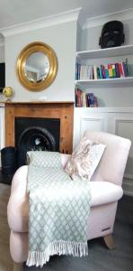 Windsor Cottage: Cosy, Charming, Full of Character - Villas, Windsor