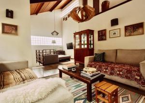 Casa na montanha em condomínio de alto padrão