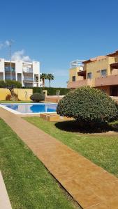 Apartamento de tres dormitorios terraza privada y piscina abierta todo el año, Cabo Roig, Orihuela costa, AQ-128