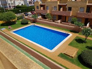 Apartamento de tres dormitorios terraza privada y piscina abierta todo el año, Cabo Roig, Orihuela costa, AQ-128