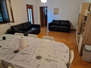 Beachfront House with garden and two terraces