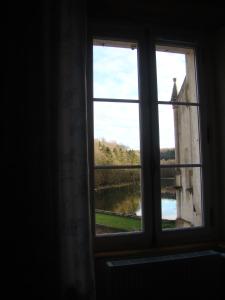 B&B / Chambres d'hotes Gentilhommiere Eaux Bleues : Chambre Double ou Lits Jumeaux avec Salle de Bains Privative Externe