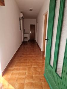 Beachfront House with garden and two terraces