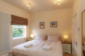 Park Crescent apartment