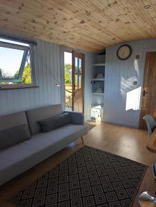 Red darren luxury hut