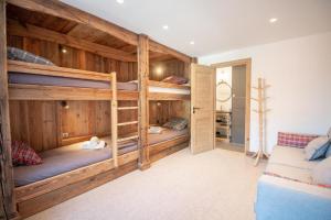 Chalets Chalet Ballenberg : photos des chambres