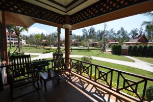 The Sunset Beach Resort - Koh Kho Khao