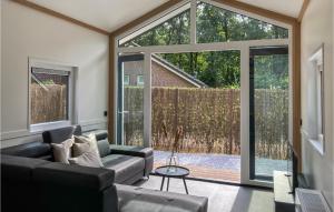 Stunning Home In Putten With Wifi