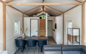 Stunning Home In Putten With Wifi