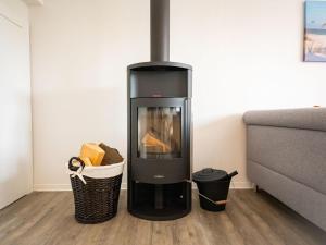 Geräumiges Ferienhaus in Damp in Strandnähe