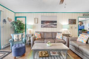 Channel Buoy Road 163