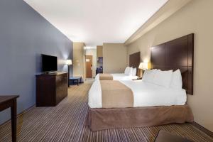 Best Western PLUS Fort Saskatchewan Inn & Suites