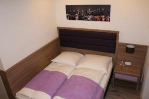 Deluxe Double Room room in Slamba - Hostel GmbH