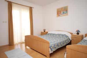 One-Bedroom Apartment with Terrace and Sea View room in Apartments with a parking space Pag - 6291