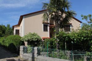 Apartments with a parking space Kraj, Opatija - 7724 
