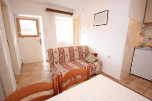 Apartments by the sea Vis - 2477