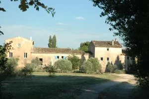 Le Mas Saint Jacques - Крийон-ле-Брав