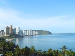 Apartamento Rodadero Los Laureles con Vista al mar y a la Bahía