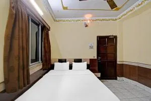 Hotel Delux - Hāora