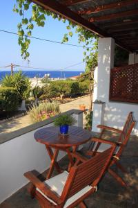 Studios Marfo Andros Greece