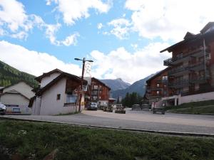 Les Orres 1800: 2P, 6 pers, Piscine, Animaux admis - FR-1-322-490