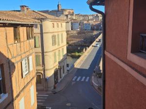 Appartements Cadre exceptionnel niche sous les toits dans le quartier historique : photos des chambres