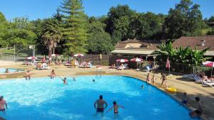 Campings Camping le Moulin de David -Gaugeac Monpazier 24540 - Mobil-home 3 et 2 chambres : photos des chambres