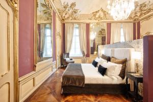 Superior Suite with Balcony
