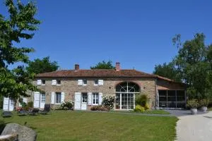 Logis de La Bénétière - Le Temple