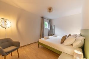 Appartements Aux balcons anneciens- Entre Lac et centre ville, LLA Selections by Location lac Annecy : photos des chambres