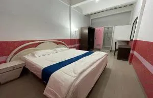Charisma Homestay - Wonocolo