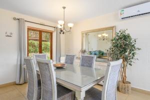 San Lameer Villa 2536 - 3 Bedroom Superior - 6 pax - San Lameer Rental Agency