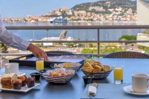 Appart'hotels Residence de Tourisme Ajaccio Amiraute : photos des chambres