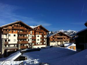 Charmant 2 pièces pour 4 personnes à Morillon 1100 avec balcon et accès internet - FR-1-412-21