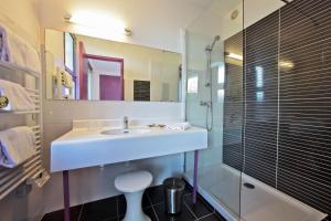 Hotels L'Aquitaine - Cahors Sud : Chambre Triple