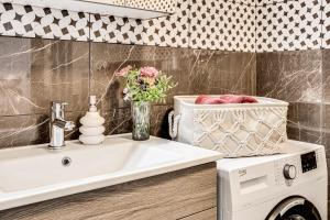 ARI Brownie Apartment - Luxurious Stay