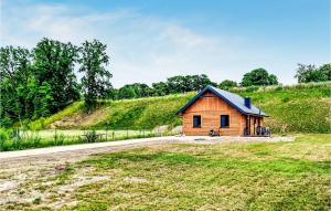 2 Bedroom Awesome Home In Gizycko