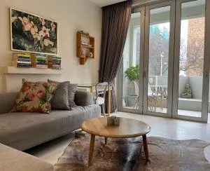 Seapoint Gem - 开普敦