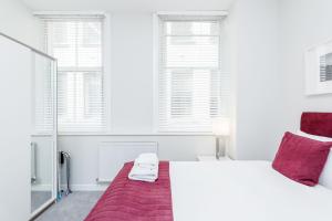 Roomspace Serviced Apartments - Sterling House