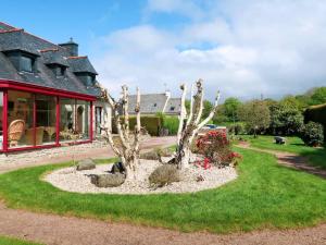 Maisons de vacances Maison de 3 chambres avec jardin clos et wifi a Pedernec : photos des chambres