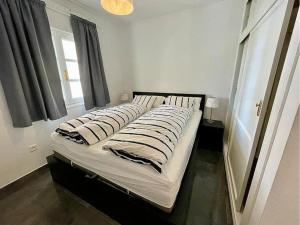 lux 2 kmr app Stella Blanca met zwembaden airco en zeezicht