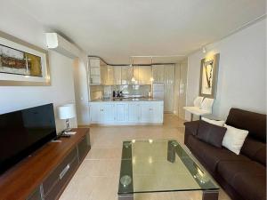 lux 2 kmr app Stella Blanca met zwembaden airco en zeezicht