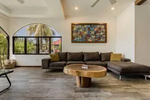 Mexican Lagoon front Villa by CASA PARAISO - 坎昆