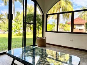 Mexican Lagoon front Villa by CASA PARAISO