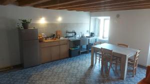 Circolo Vitale, Little Verona